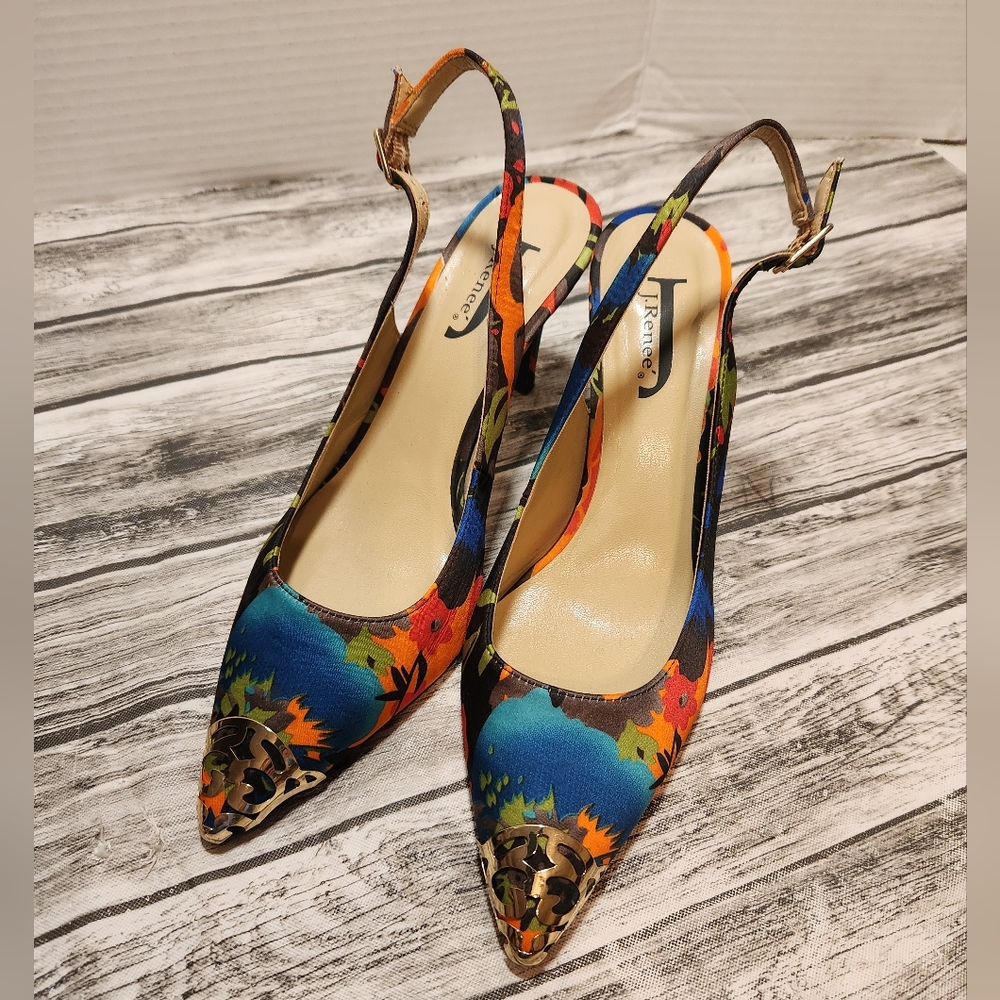 J.Renee Multi-Colored Heels with Floral Pattern‎ and Gold Toe